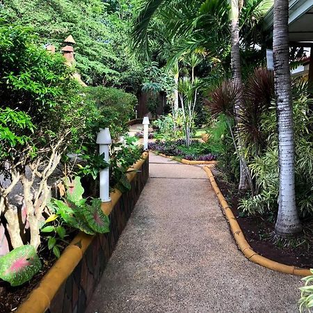 Alona Park Residence - 3 Bedroom Apartment- Alex And Jesa Unit ปางเลา ภายนอก รูปภาพ